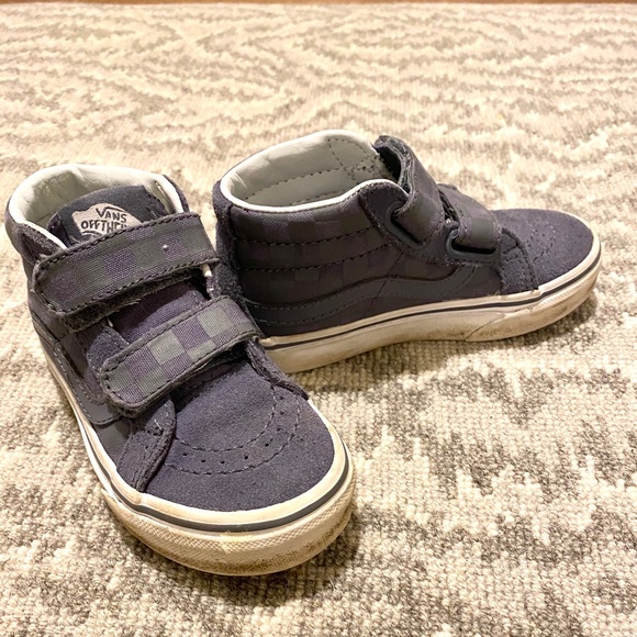 high top velcro vans